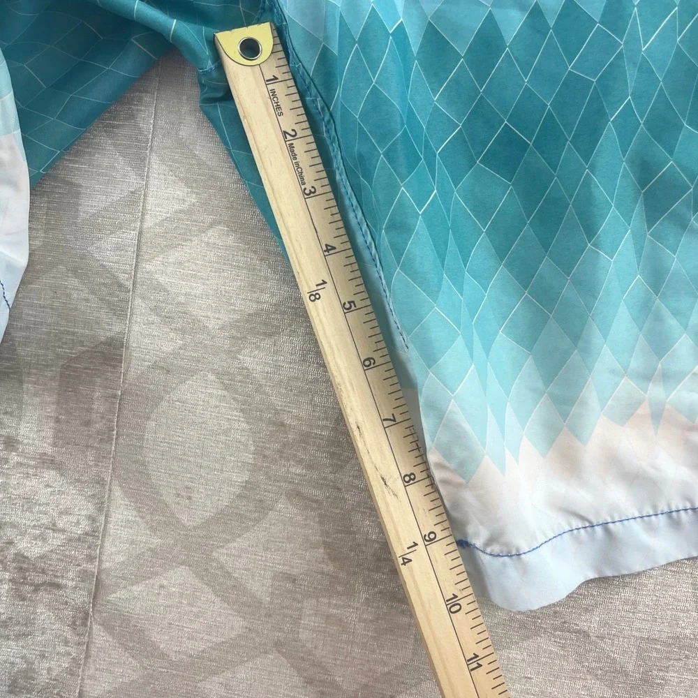 Tommy Bahama Relax Swim Trunks‎ Men's Size 32 Blue Teal Diamond Board Shorts
